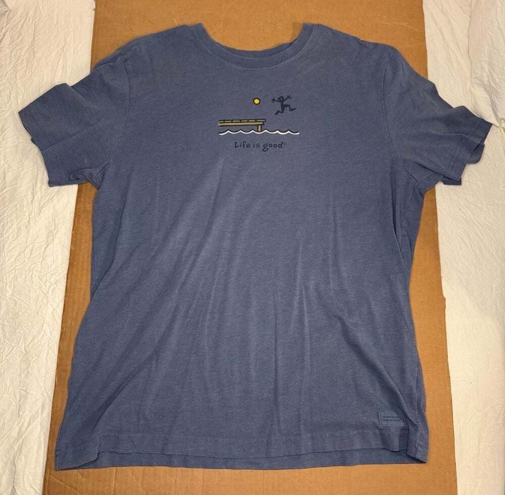 Life is Good Men's Crusher T-Shirt Jake Swims on Heather Vintage Blue Large